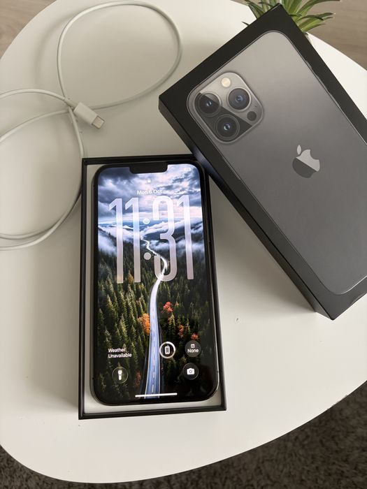 iPhone 13 Pro Max impecabil la cutie
