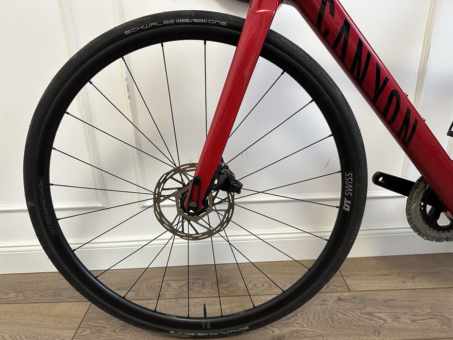 Cursiera carbon Canyon Ultimate CF SL Etap 2024