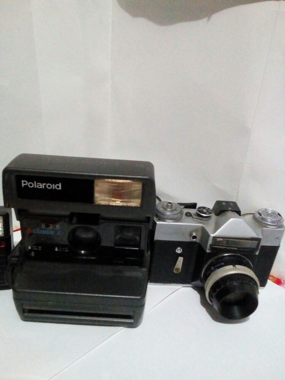 Музейные экспонаты фотоопораты кинокамера