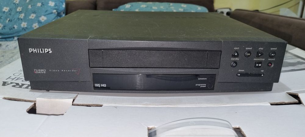 VIDEO PHILIPS cu telecomanda