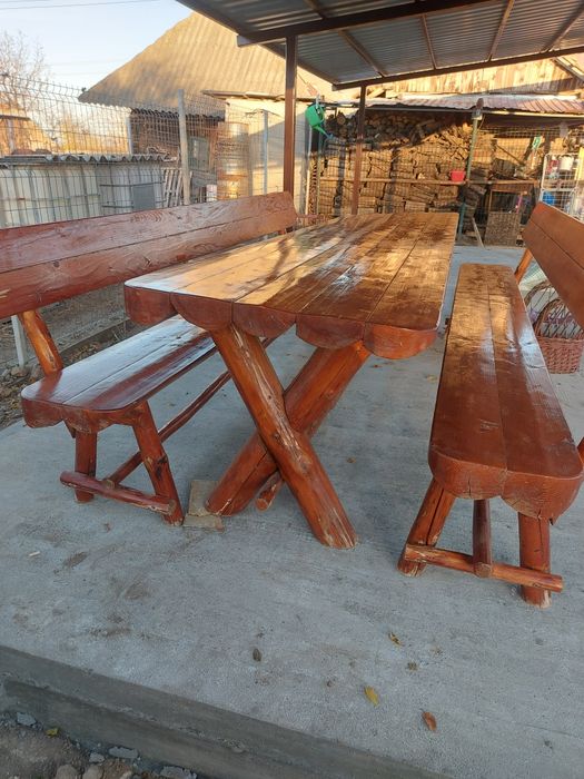 Set Masa Rustica și doua bănci