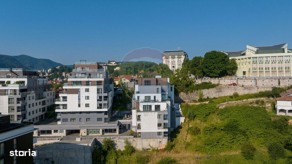 PENTHOUSE cu 3 terase și parcare subterană,  în inima Brașovului