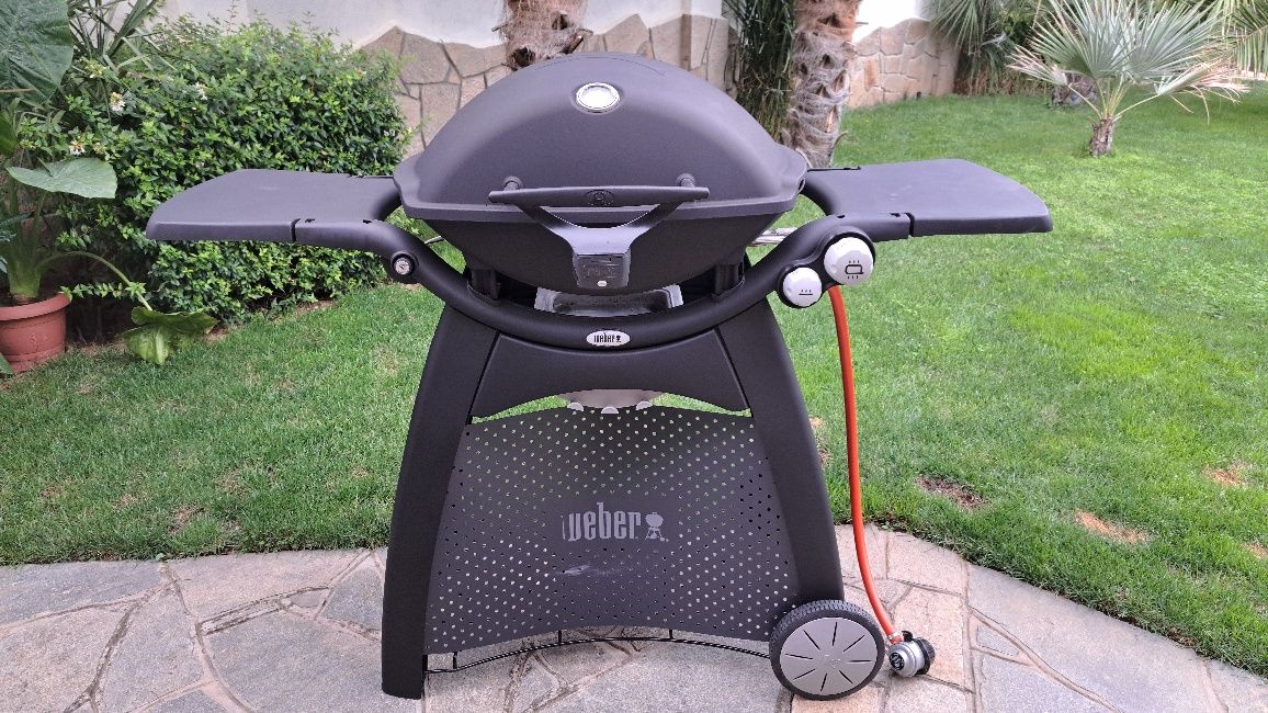 Газово барбекю Weber Q3200 с ЧИСТО НОВИ ГОРЕЛКИ