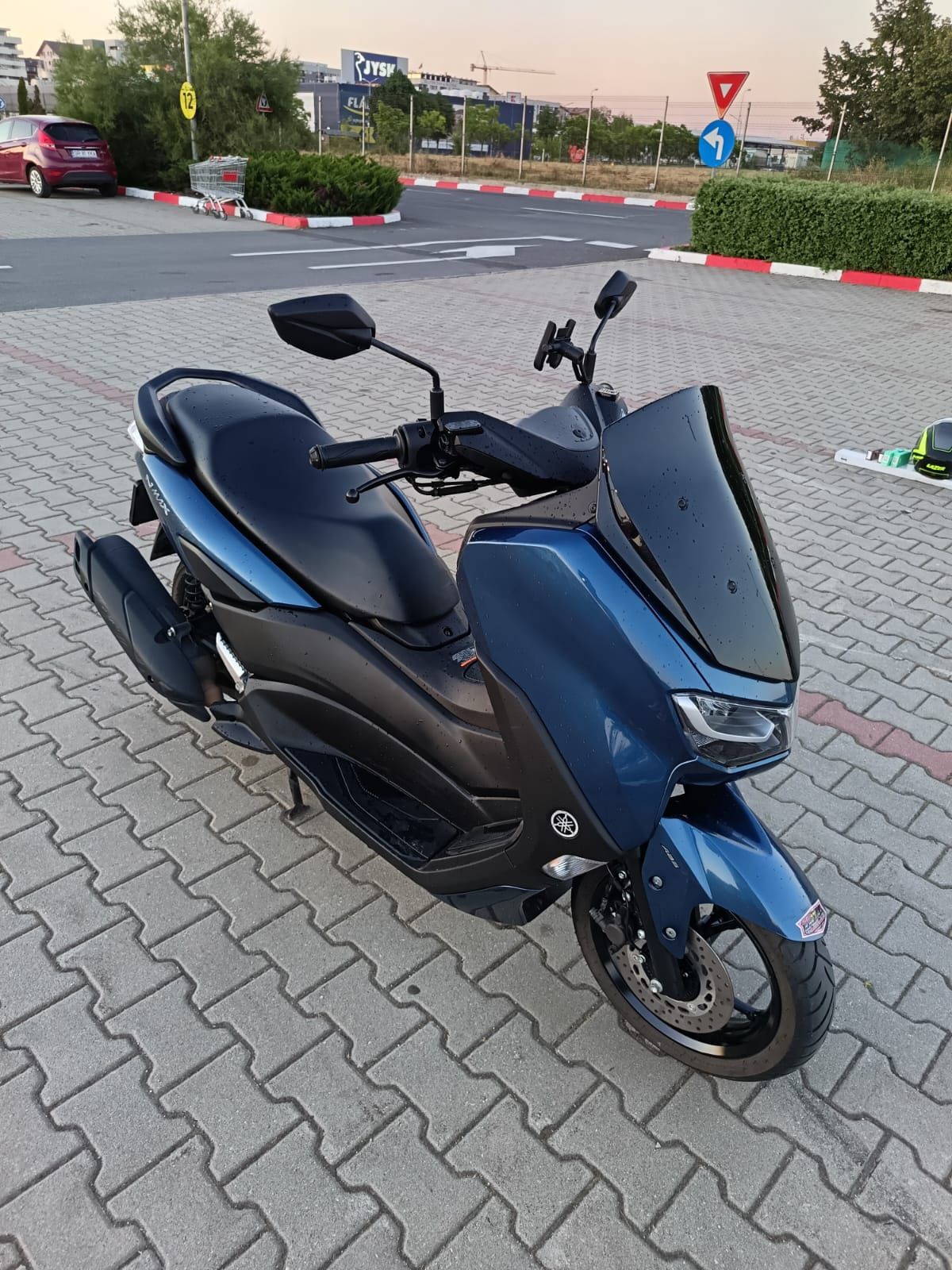Scuter Yamaha N-Max 125cc