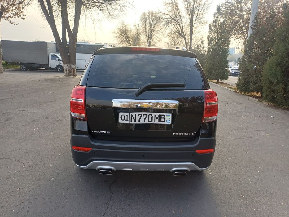 Captiva 4. 2.4 litirli 2018 srochni sotiladi