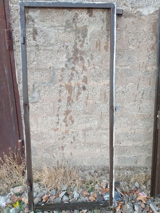 Входная дверь б/у