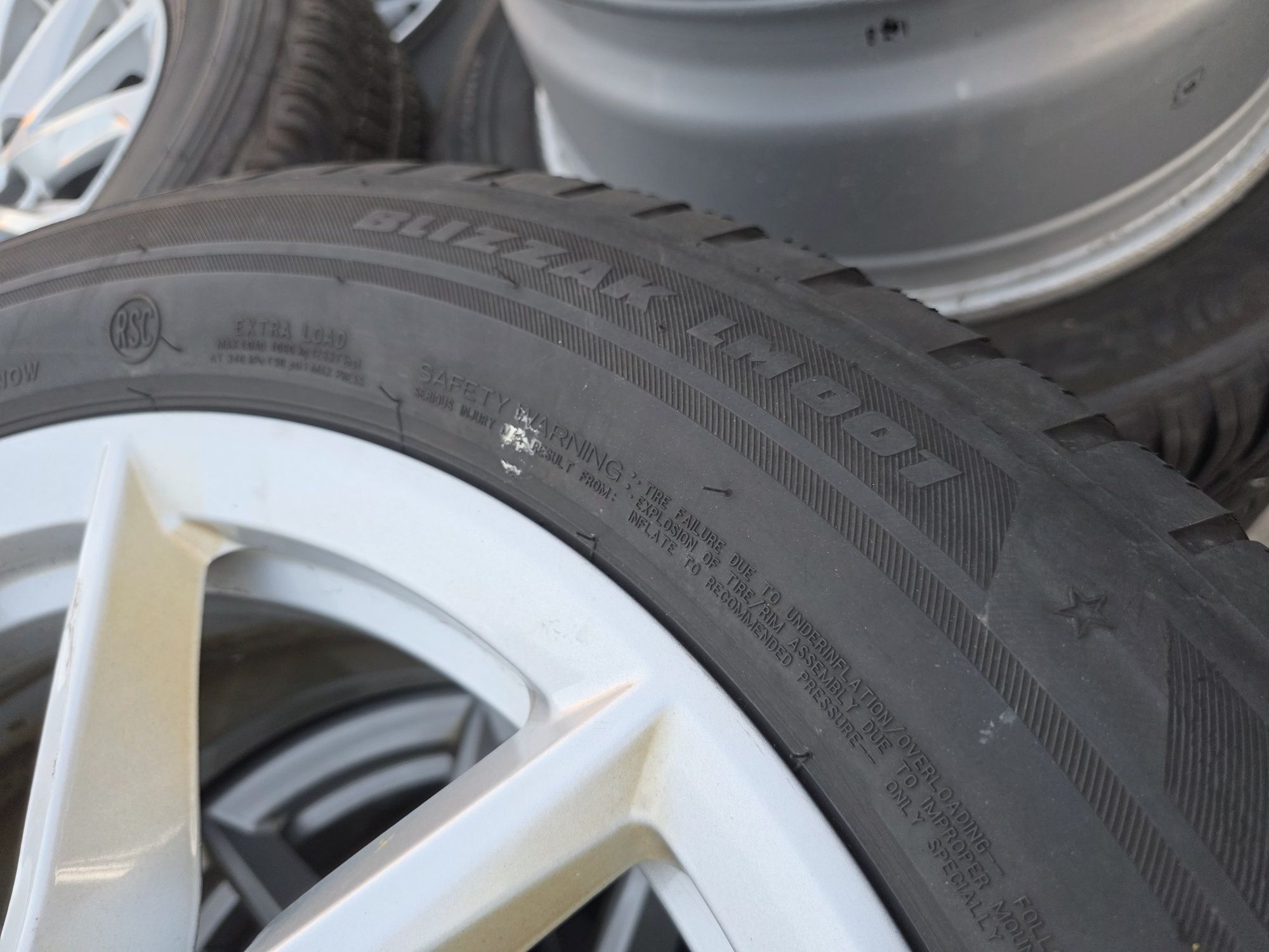 4бр Зимни гуми 265 50 19 - Bridgestone Runflat
