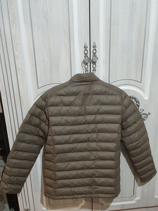 Продается куртка в идеальном состоянии