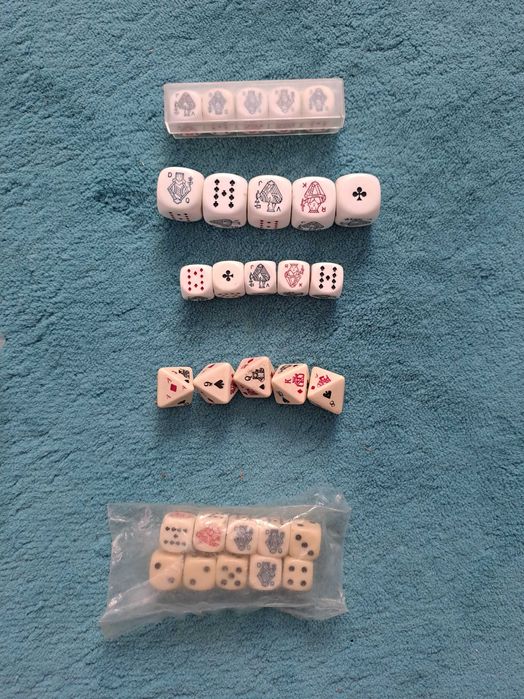 set zaruri vechi poker