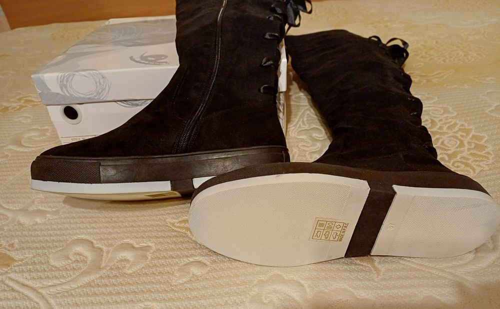 Чизми и ботуши 37 номер