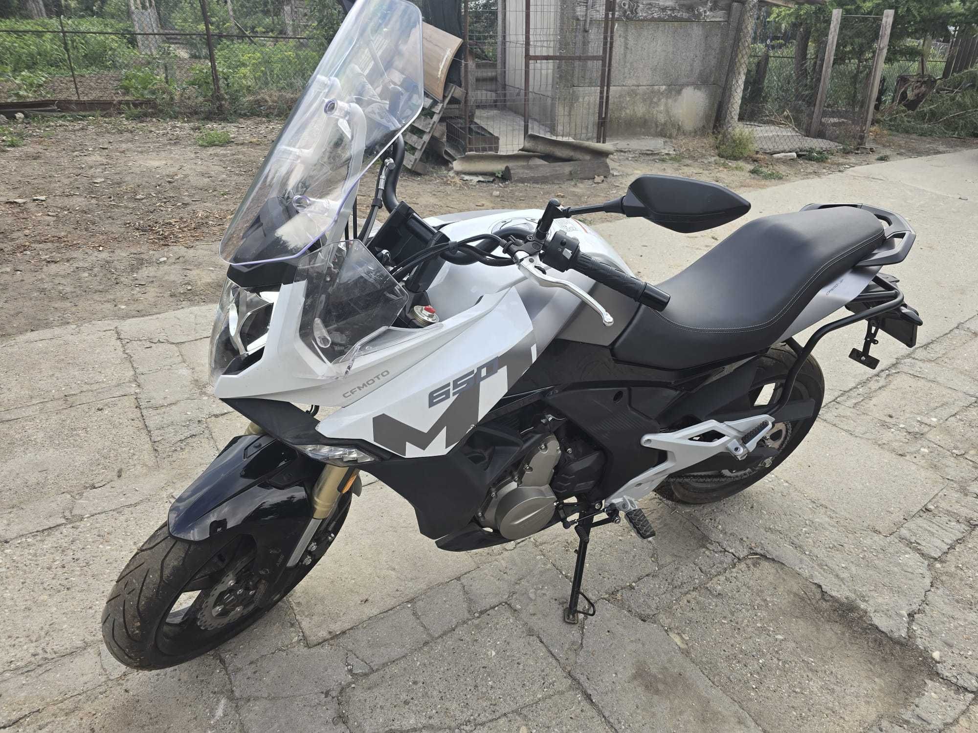 CFMoto 650 MT A2