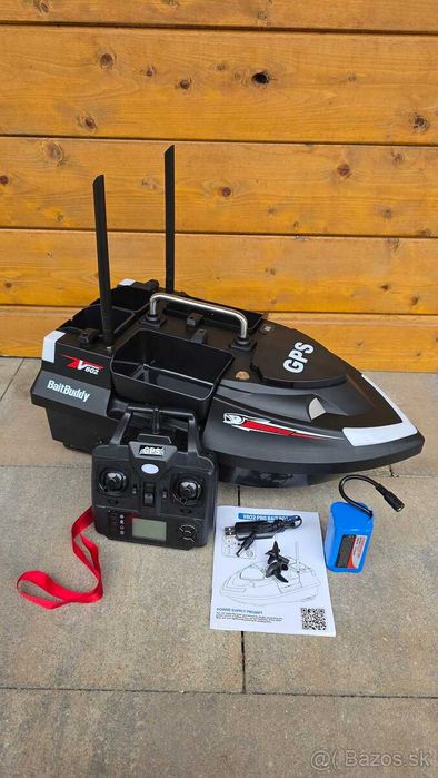 Barcă pentru nadire profesionala cu GPS V802 Pro (noua)