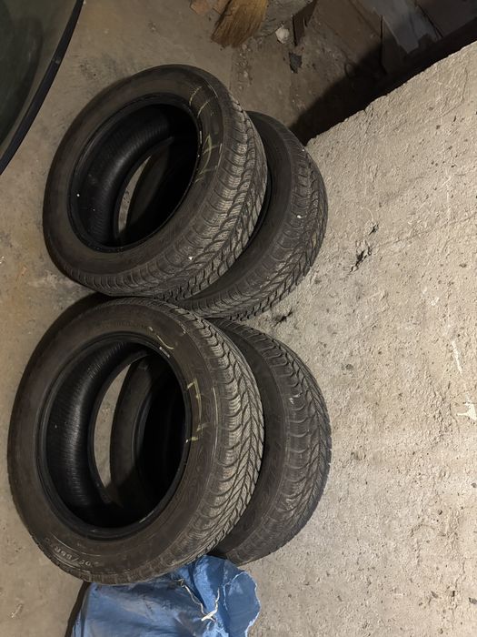 Зимни гуми 205/55/16 дот 23 Debica Frigo