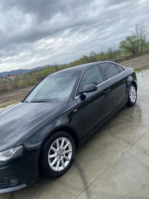 Audi a4 b8 2.0 TDI s -line automat Full led

Model: A4
Capacitate moto