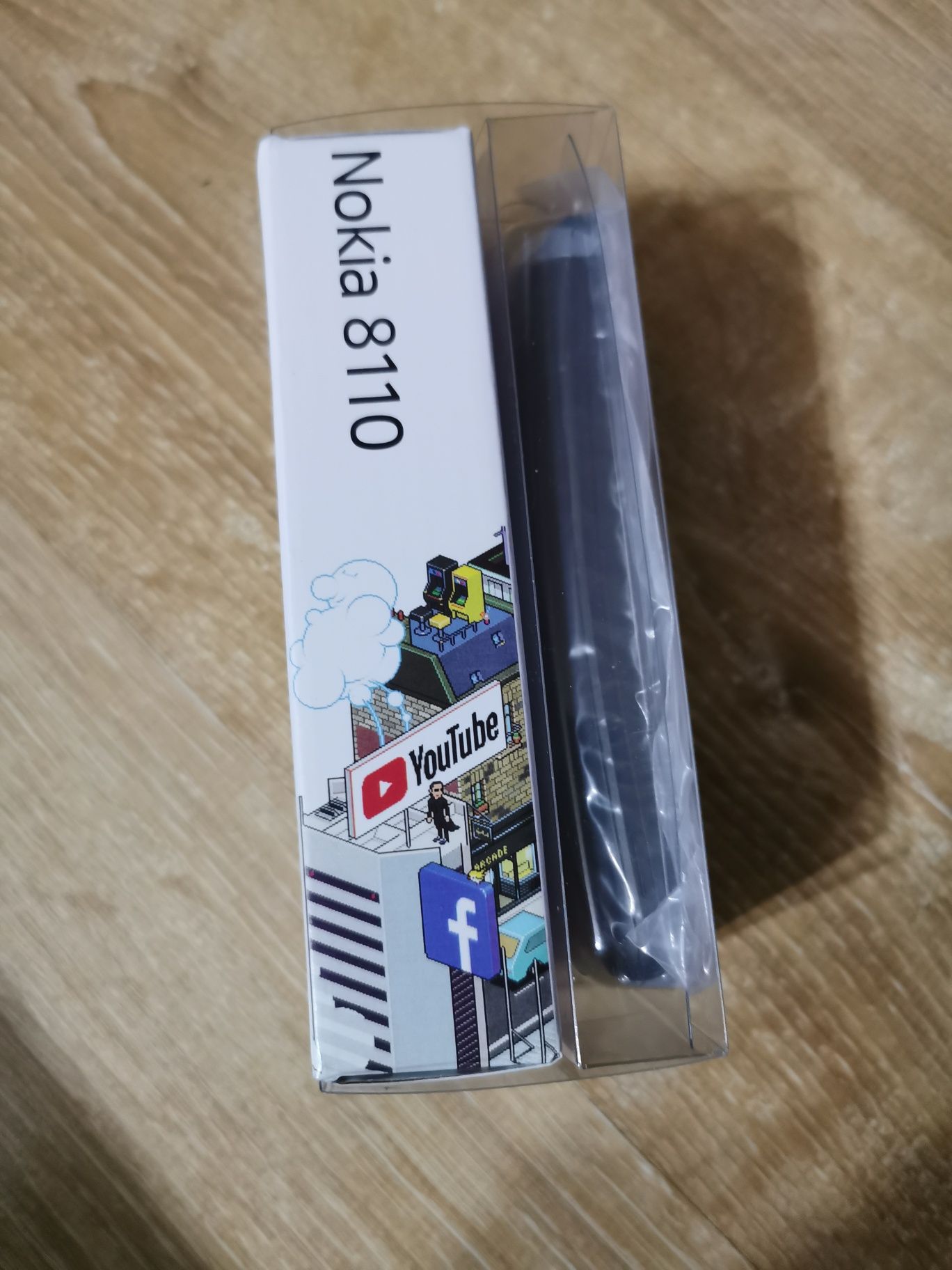 Продавам Nokia 8110 4g