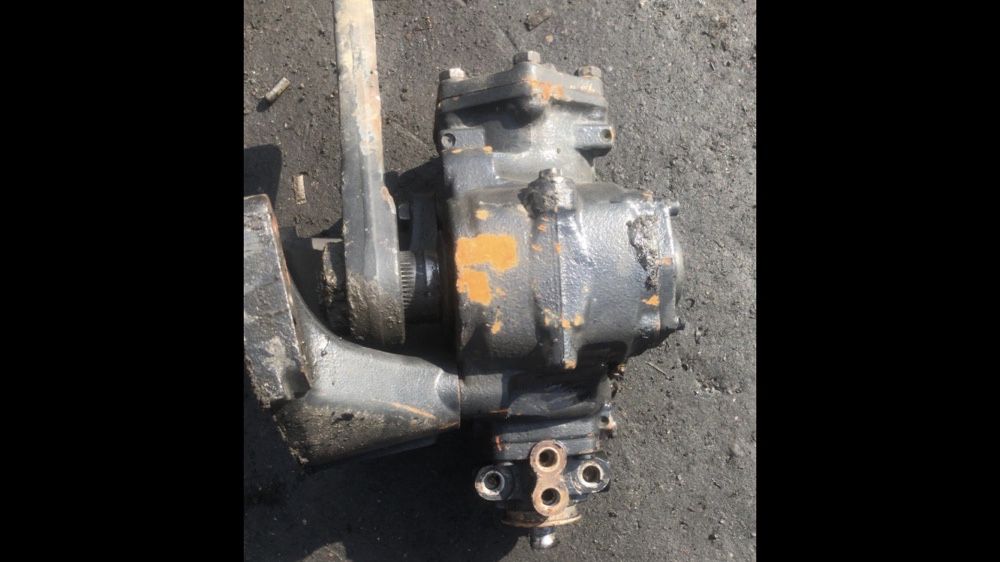 Caseta de directie Noi si SH 8x4 si simple Mercedes, Man