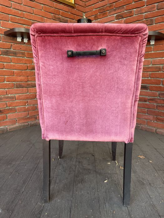 Столове дърво и плюш