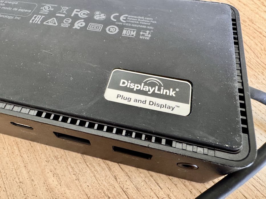 Docking Station Dell D6000, USB-C si USB 3.0, cu incarcator original