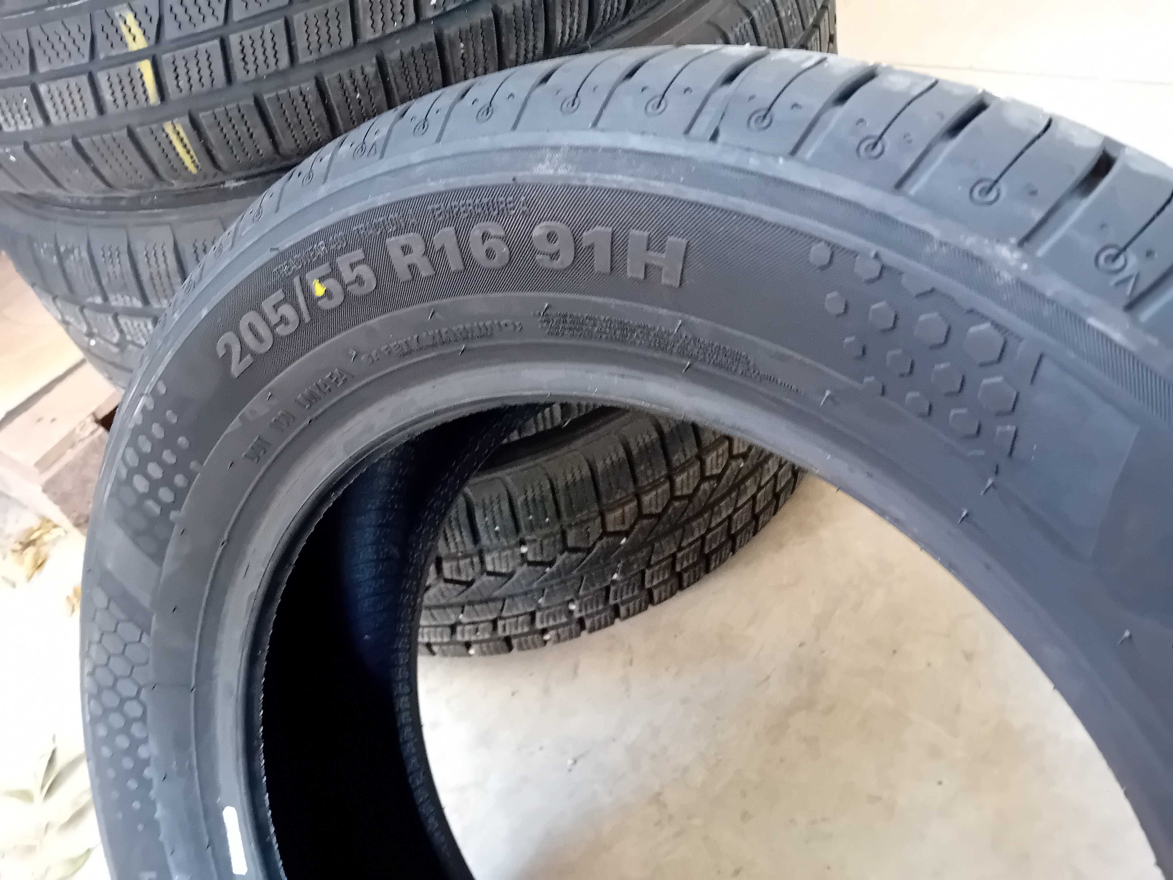 6бр.нови летни гуми Kumho 205 55 16 dot1124 цената е за брой!