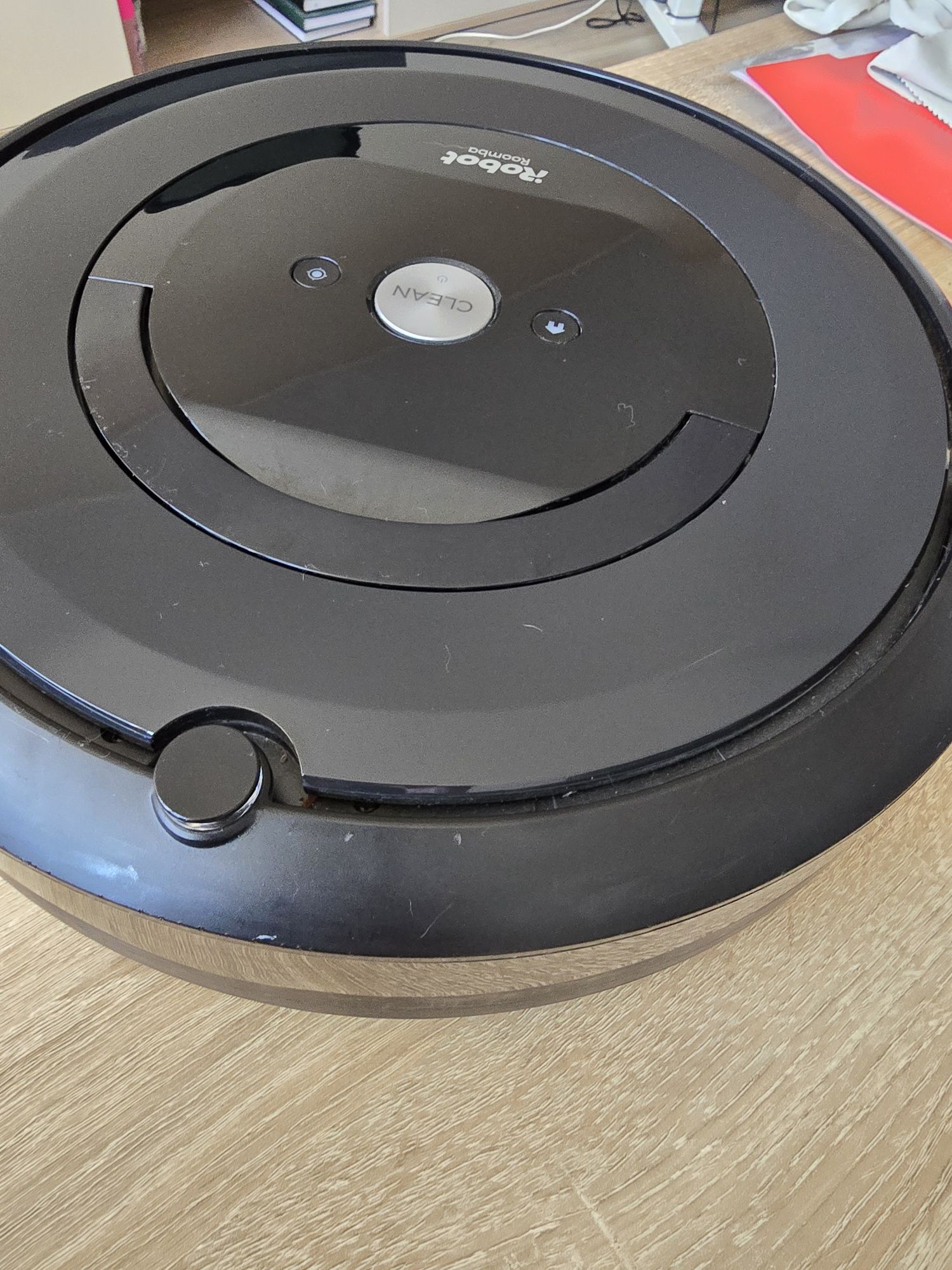 iRobot Roomba прахосмукачка