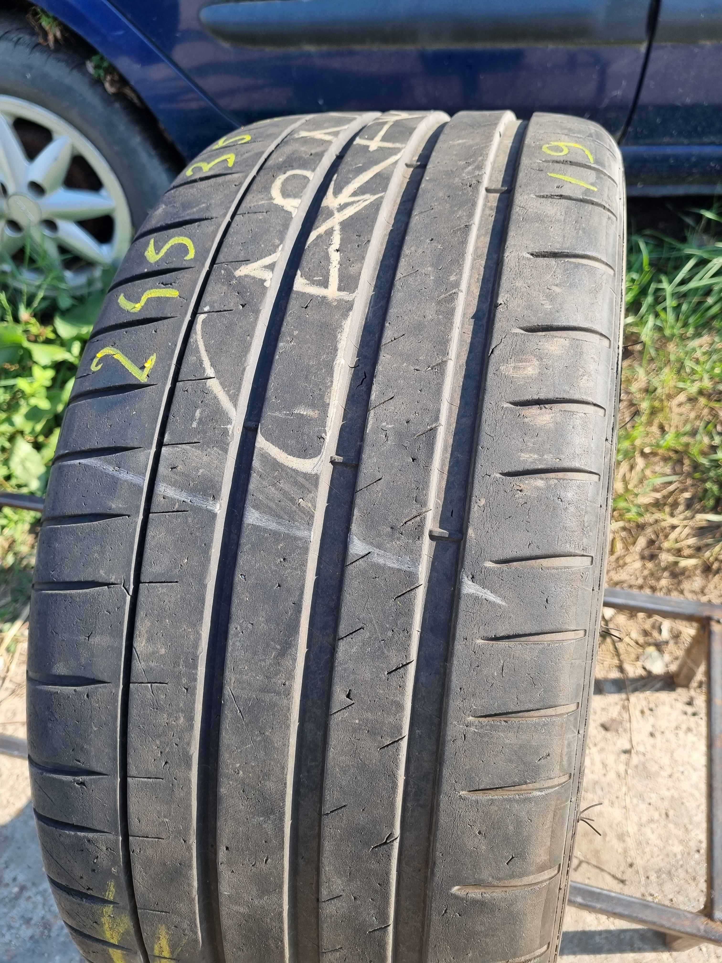 Anvelopa Vara 245/35 R19 MICHELIN Pilot Sport 4S 91Y - XL
