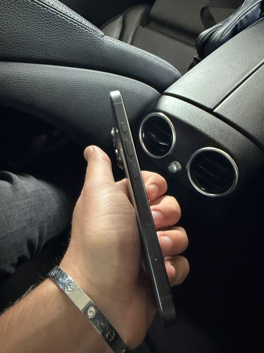 Iphone 16 черен