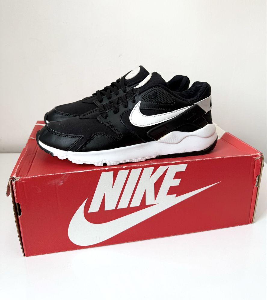 Nike LD Victory ”White Black” (42) Маратонки