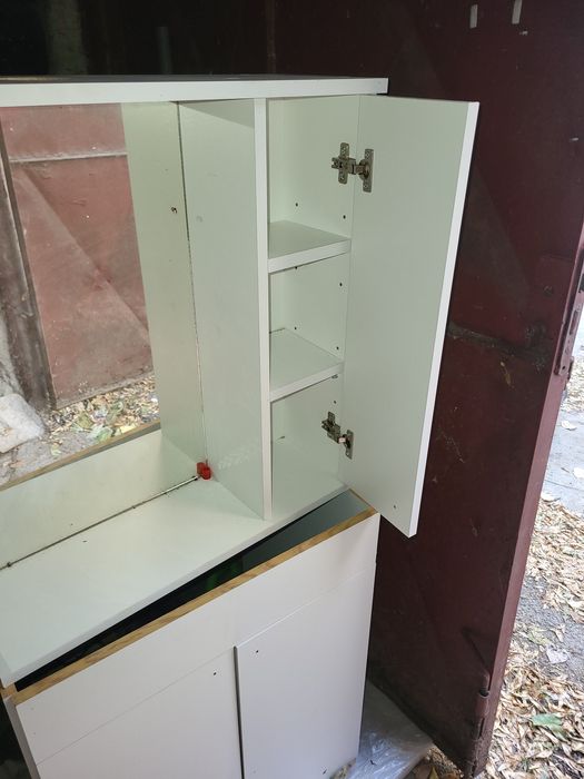 Lavoar +oglinda +mobilier