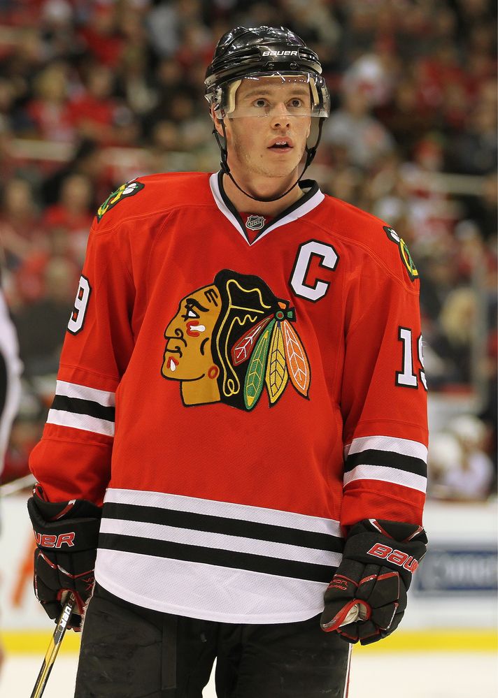 REEBOK : NHL Chicago Black Hawks #19 Jonathan Toews- Made in CANADA