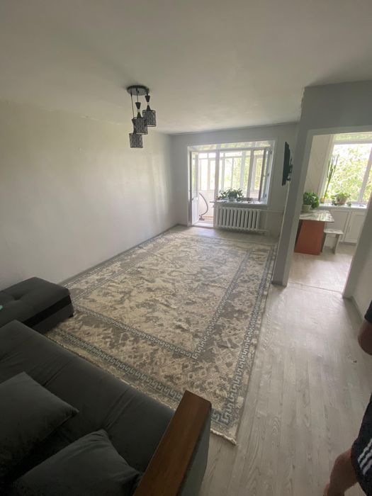 Сдается 1 комнатная квартира 70+ ком усл