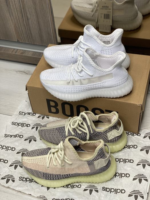 Adidasi YEEZI BOOST 350