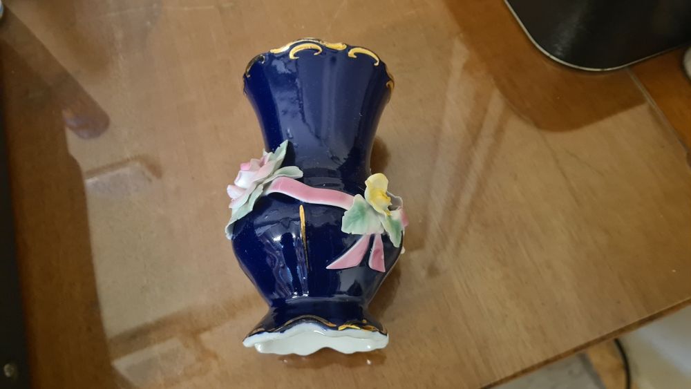 Vaza Vintage lucrata manual