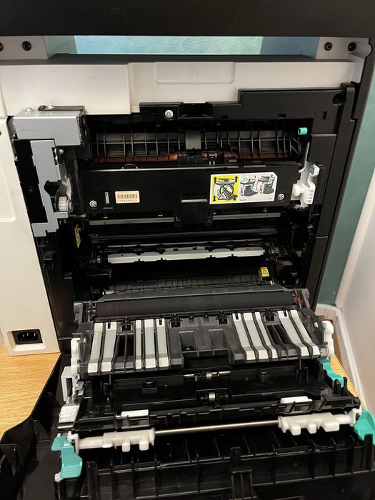 Imprimanta HP LaserJet Pro 400 color MFP M475dn