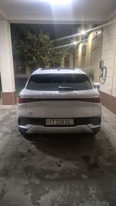 Yuan plus full pozitsiyasi
