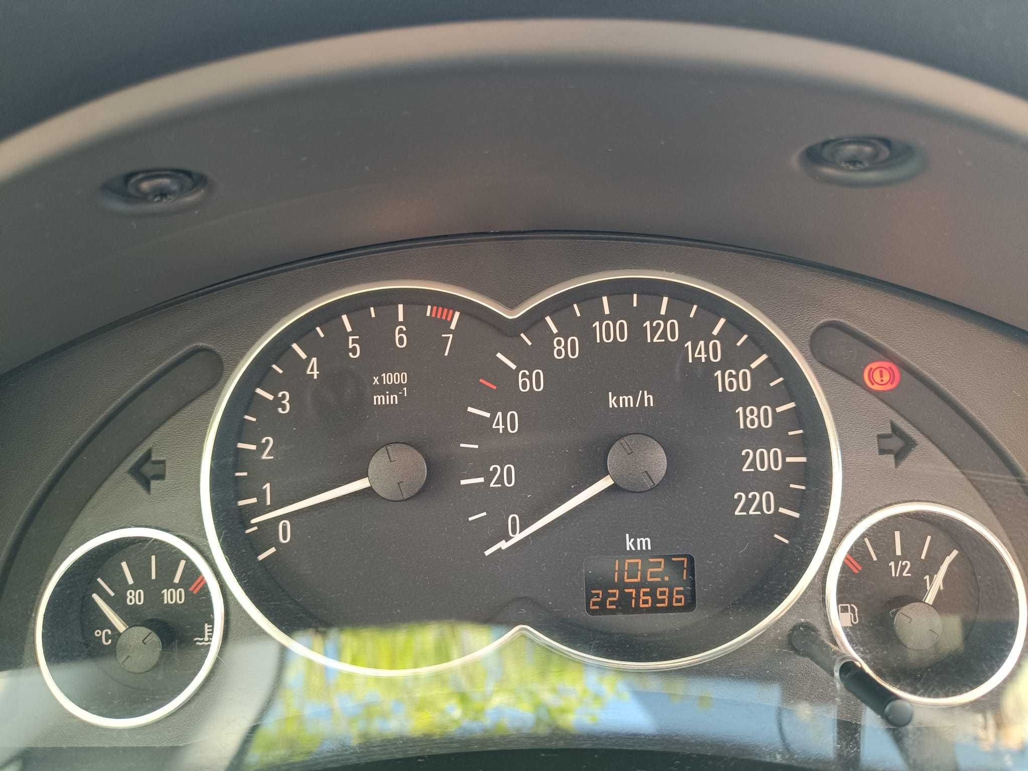 Opel Meriva 1.6 benzina 2003 stare foarte buna