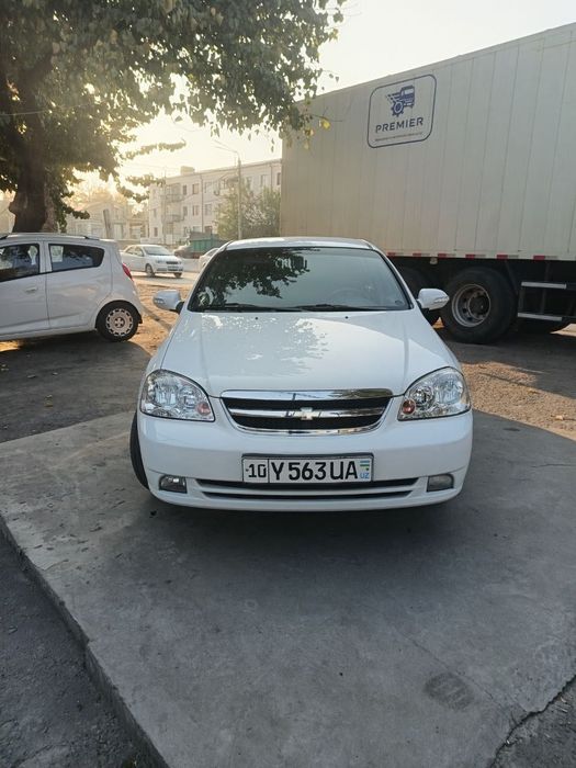 Lasetti sotiladi 2013 yil metan gaz!