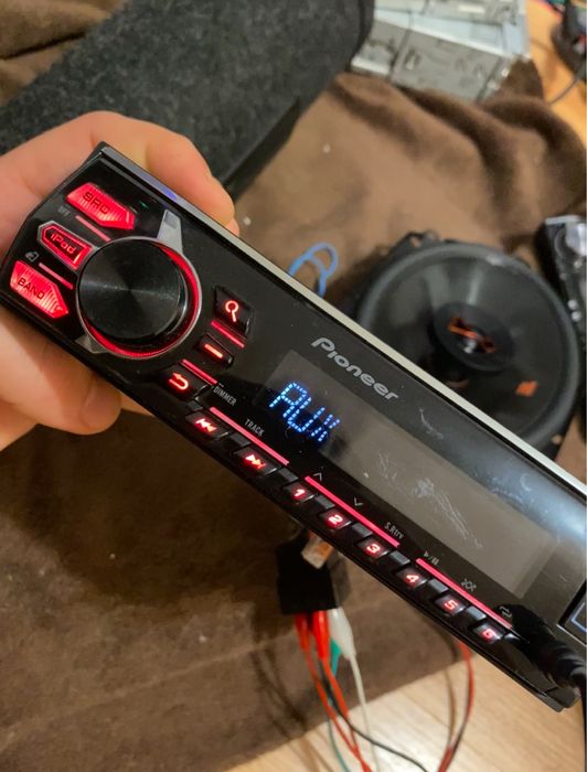 Casetofon Pioneer RADIO/AUX