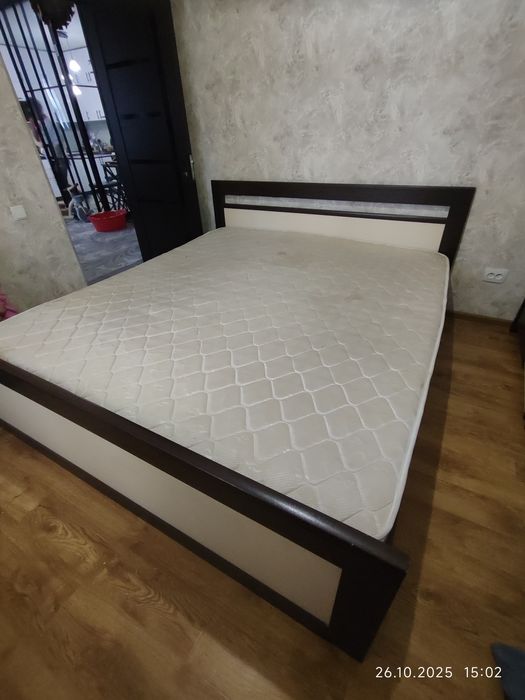 Продаётся кровать