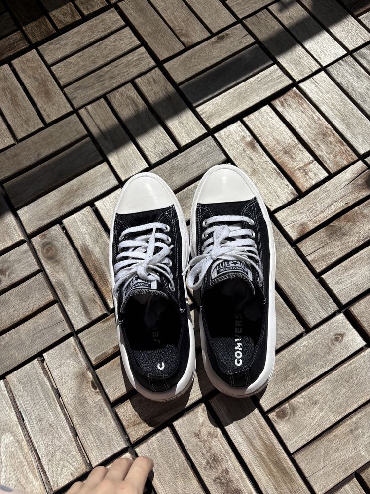 Обувки на converse