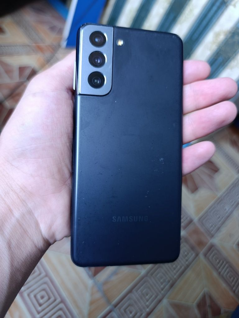 Samsung S21 8/128