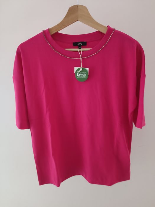 Тениска от C&A с етикет