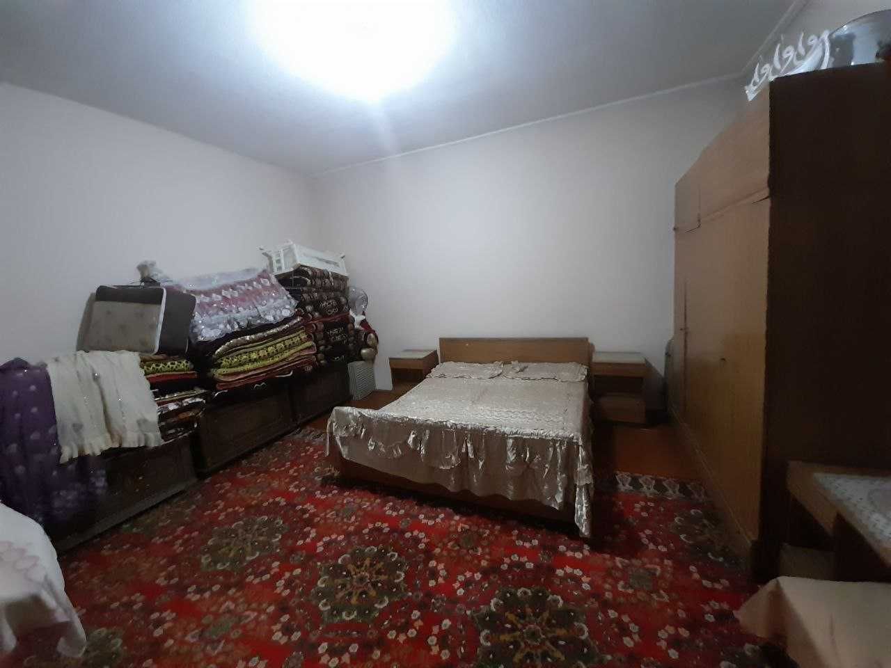 Уй-жой 5 сотых  Чорраха масжиди олдида йул ёкасида 180 000 уе