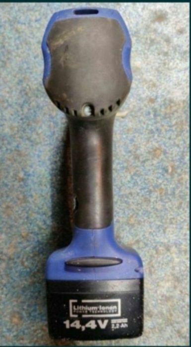 Bormasina cu acumulator Berner 14.4V fara contact functionala