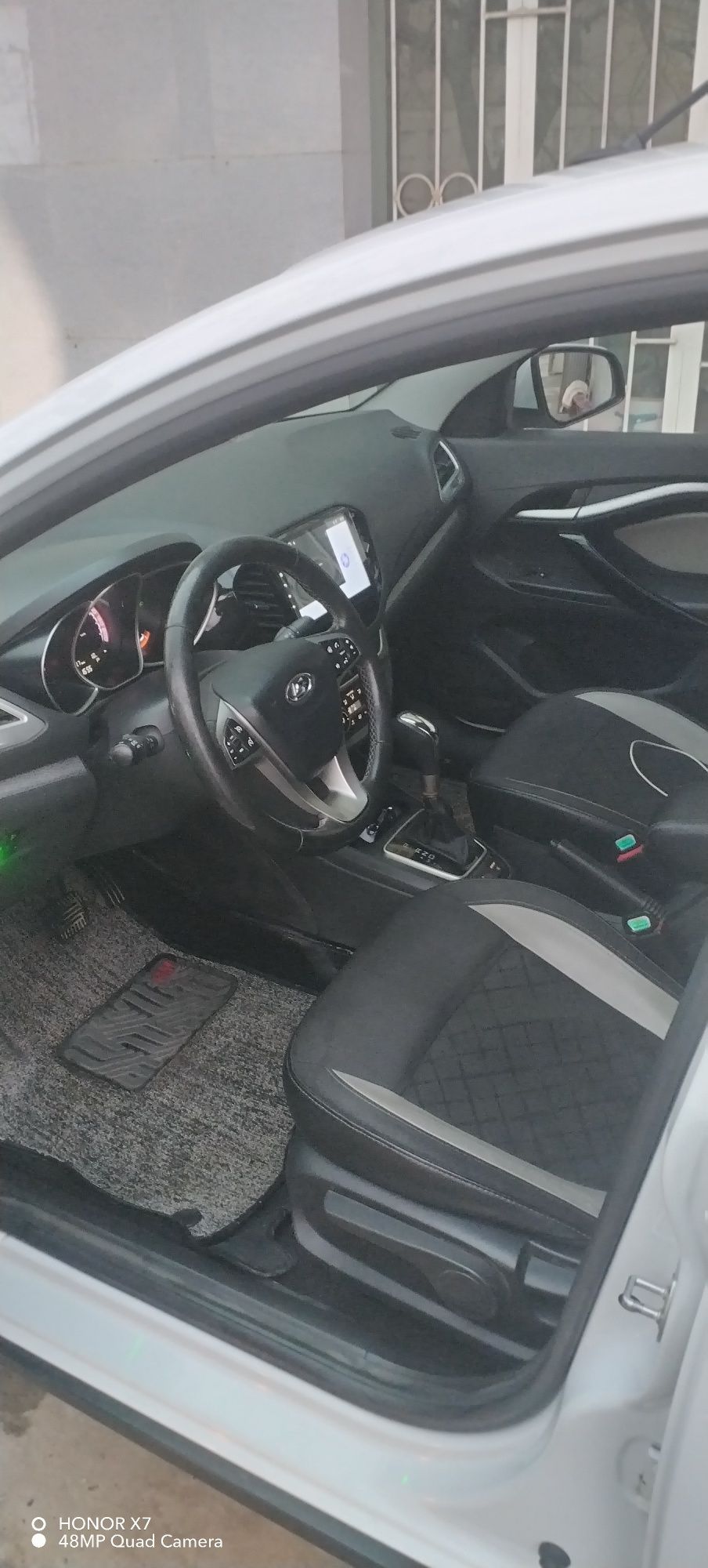 Vikup Vesta CROSS NISSAN Mator Avtomat VARIYATR