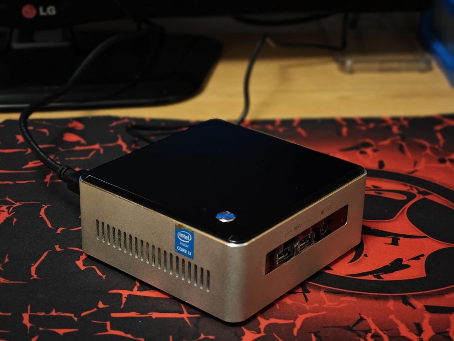 Intel nuc i3gen6 ssd windows 11 noua
