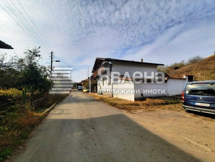 Продава се Къща в с. Кости, Област Бургас - 180 кв.м за 467 €/кв.м - Снимка #2