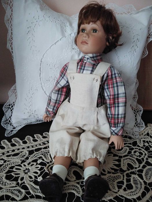 Papusa de portelan Gilde