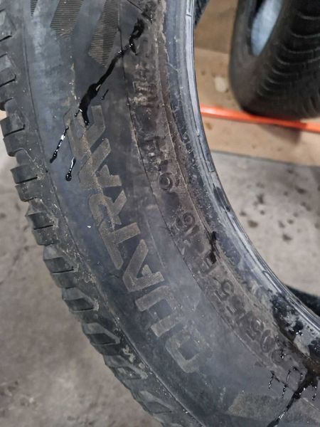 2 Vredestein R16 205/55/ 
зимни гуми 
DOT3820