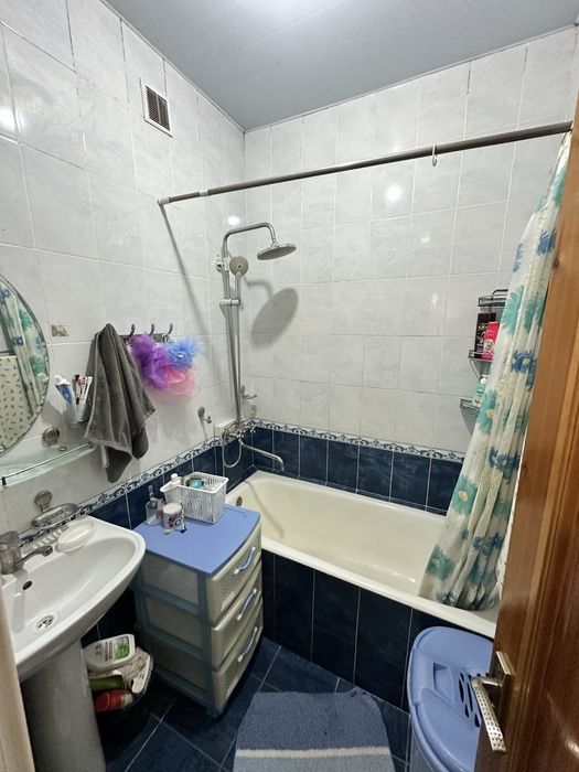 Продается 3 комнатная с баклном 1,5*6 Чиланзар 20д Арка