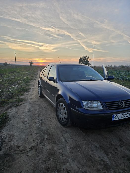 Vând Bora Volkswagen